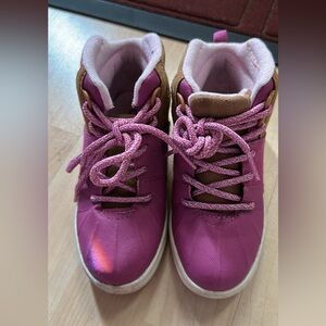 Girls shoes size 12m